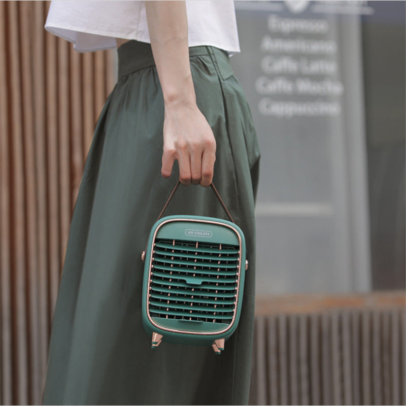 Amazon fan portable portable water cooling fan mini mute humidification small fan desktop cooling fan